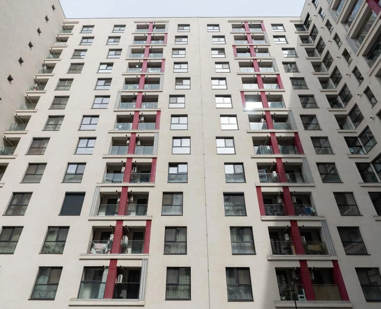Soni Exclusive Studio Plaza With Private Parking & Self Check-In Bucharest Apartment