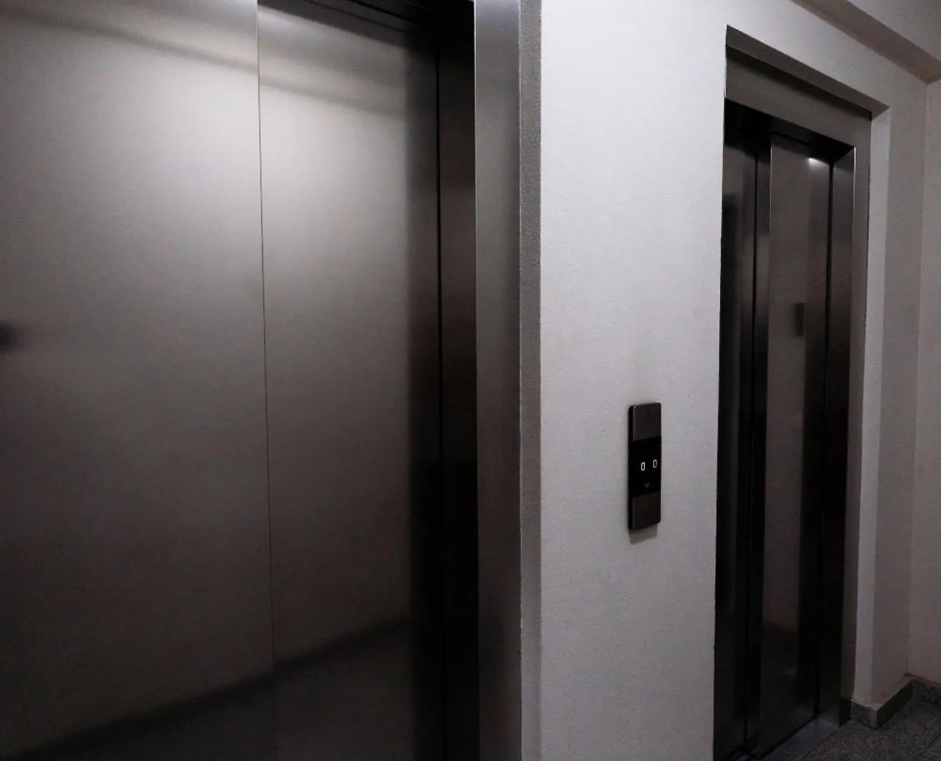Soni Exclusive Studio Plaza With Private Parking & Self Check-In Bucharest 0*,