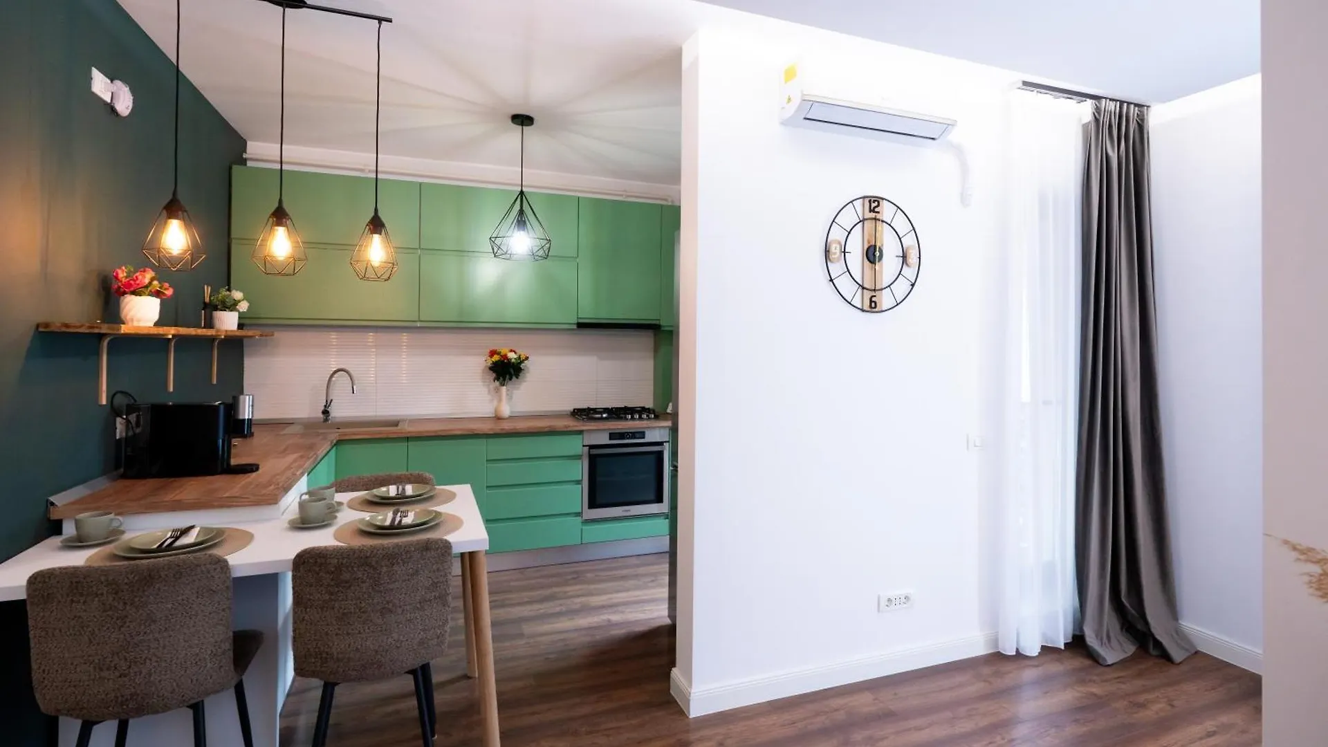 Apartment Soni Exclusive Studio Plaza With Private Parking & Self Check-In Bucharest